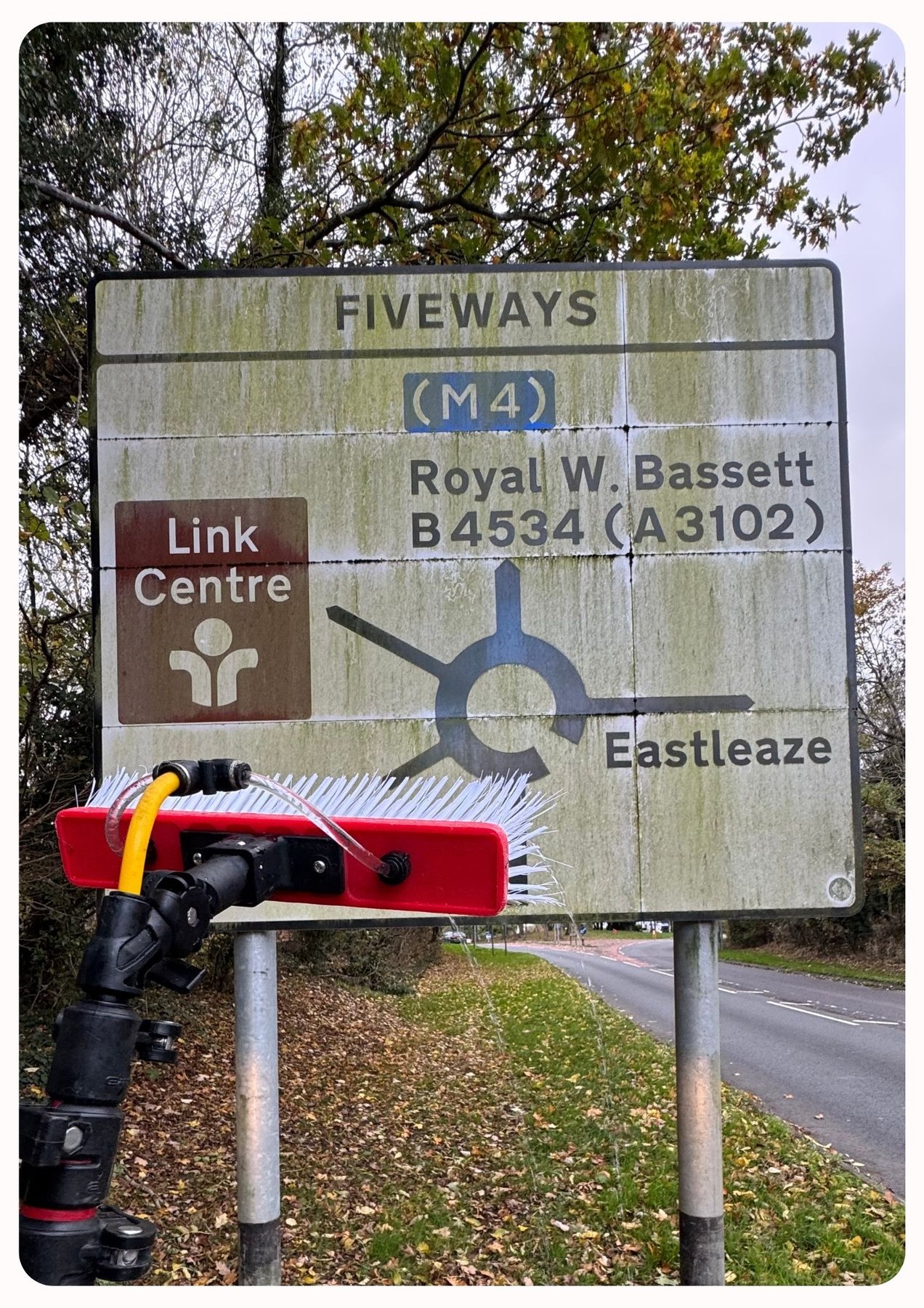 Road sign before cleaning, Jetstream Powerwash Swindon