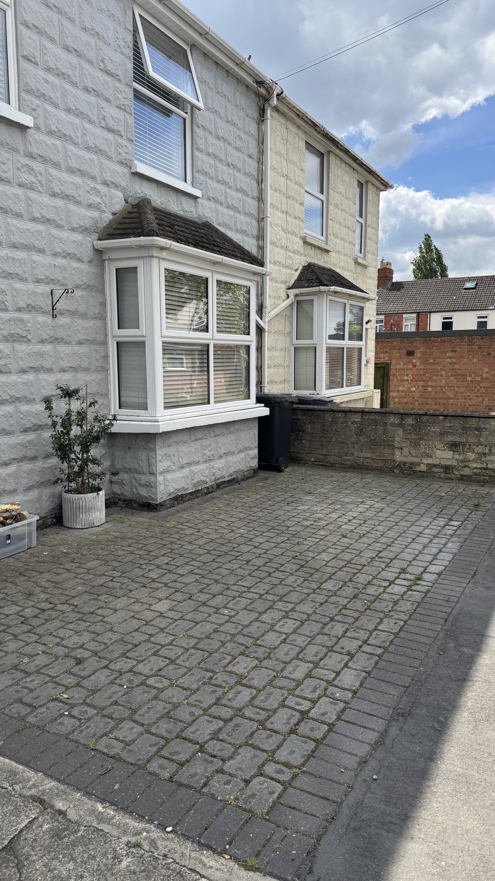 Driveway before cleaning, Jetstream Powerwash Swindon