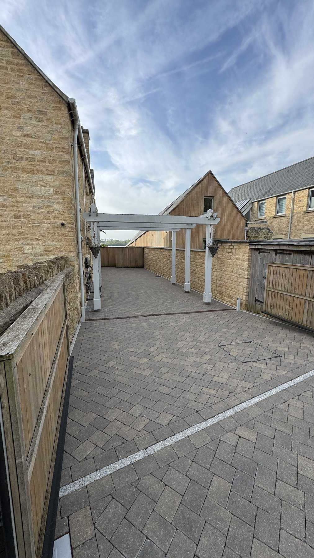 Same driveway after cleaning